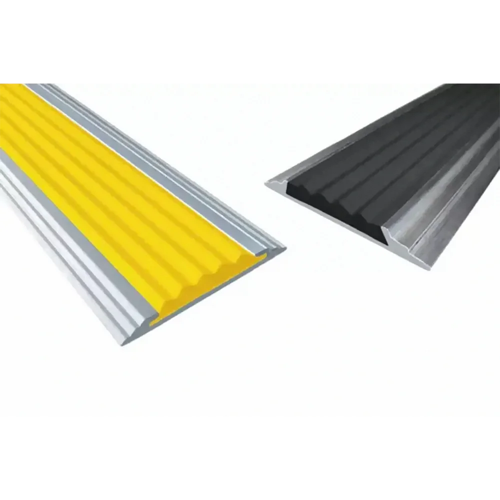 Алюминиевая полоса с резиновой вставкой, 1330 мм, цвет вставки: желтый или черный